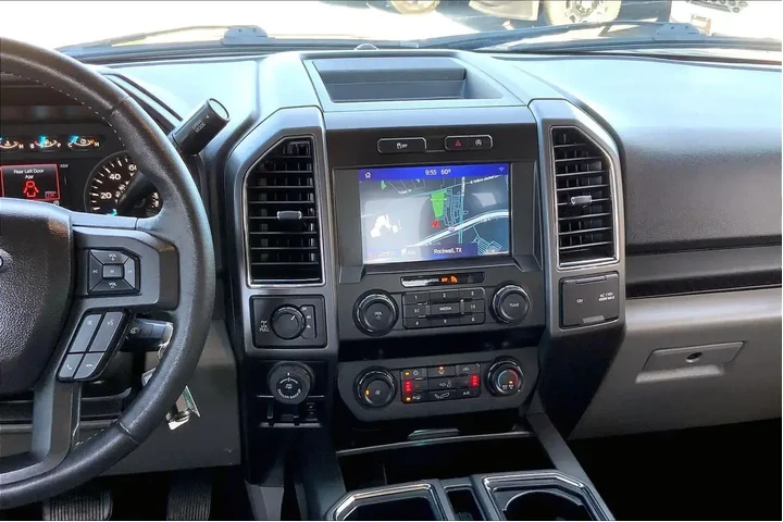 $33688 : Ford F-150 2020 4x4 XL 4dr S image 6