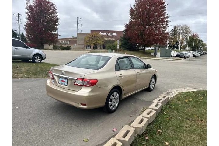 $7990 : 2012 Corolla LE image 6