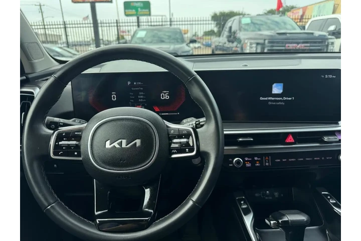 2024 Sorento S 2WD image 9