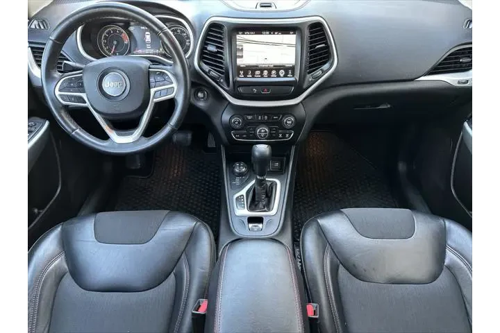 $10399 : Jeep Cherokee 2017 4x4 Trail image 4