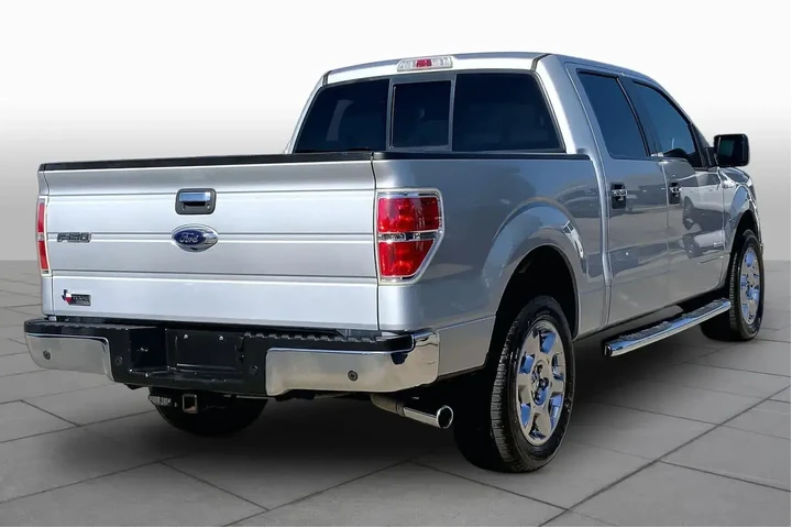 $11991 : Ford F-150 2013 4x2 XLT 4dr image 6