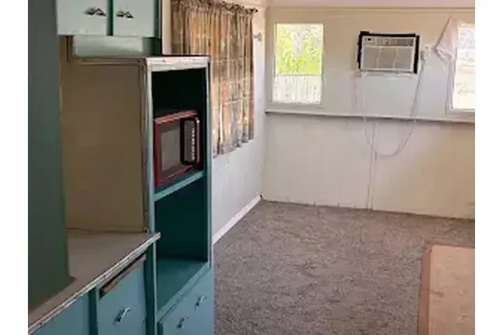 $700 : ÁREA TRANQUILA, CERCA BARSTOW image 4