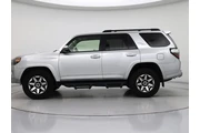 $32998 : Toyota 4Runner 2019 4x4 SR5 thumbnail