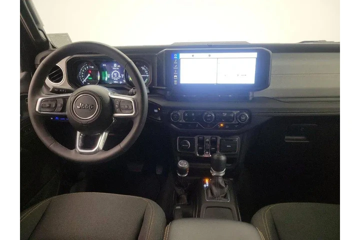 $36998 : Jeep Wrangler 2025 4x4 Sahar image 9