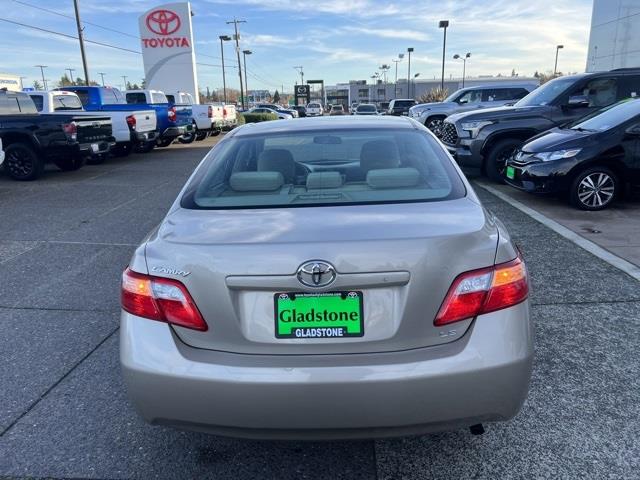 $11890 : 2009  Camry LE image 5