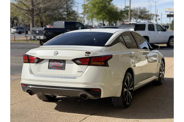 $21999 : 2022 Altima 2.5 SR image 9