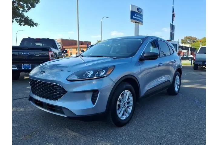 $21580 : Ford Escape 2022 AWD SE 4dr image 1