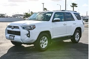 Toyota 4Runner 2022 4x2 SR5 thumbnail