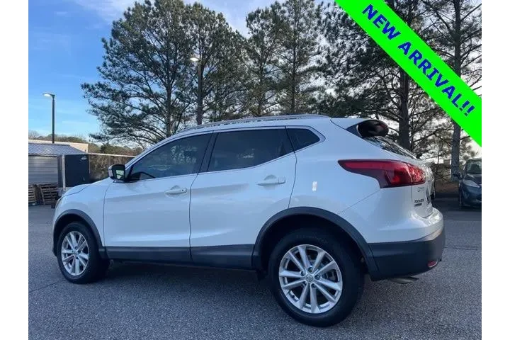 $13039 : Nissan Rogue Sport 2018 S 4d image 5