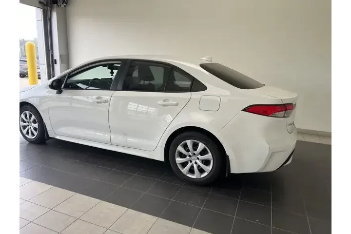 $16494 : Toyota Corolla 2022 LE 4dr S image 5