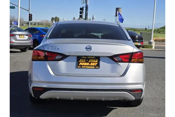 $18900 : Nissan Altima 2022 2.5 S 4dr image 5