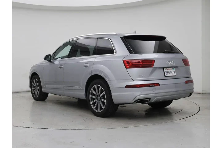 $31998 : Audi Q7 2019 AWD quattro SE image 2