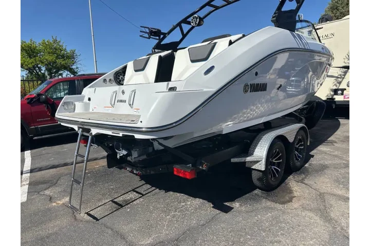 2023 Yamaha 222 XE image 4