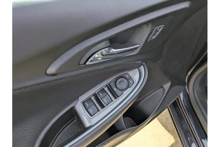 $18995 : Chevrolet Malibu 2023 LT 4dr image 6