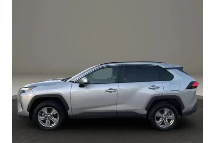 $18900 : 2023 RAV4 Hybrid XLE image 7