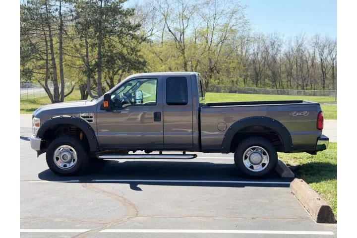 $8999 : 2008 F-250 Super Duty XL image 3