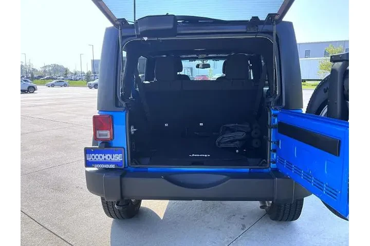 $22793 : Jeep Wrangler Unlimited 2016 image 9