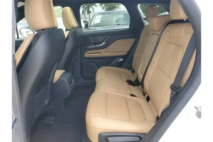 $31990 : Lincoln Corsair 2022 Reserve image 10