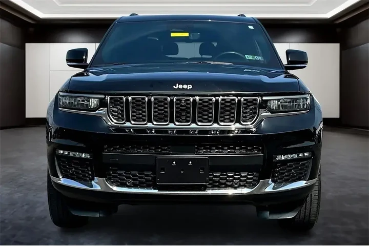 $30177 : Jeep Grand Cherokee L 2024 4 image 3