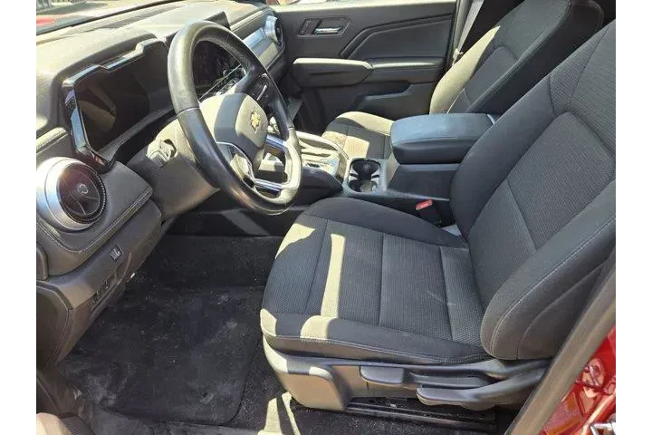 $31991 : Chevrolet Colorado 2024 4x2 image 2
