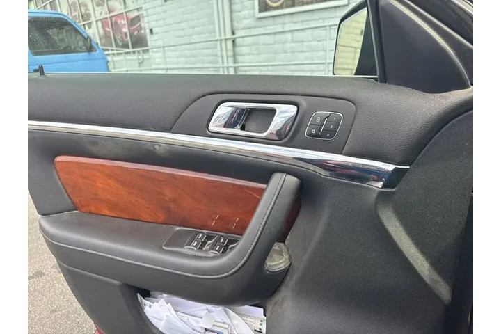 $12278 : Lincoln MKS 2013 AWD 4dr Sed image 5