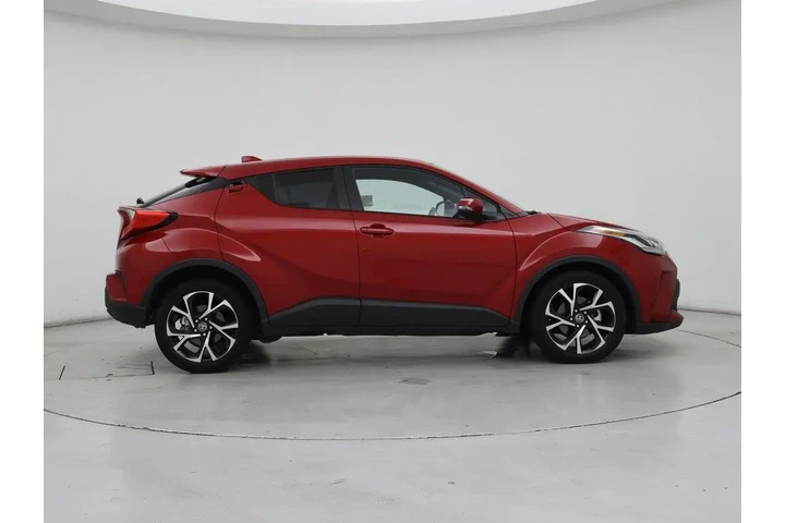 $23998 : Toyota C-HR 2021 XLE 4dr Cro image 7