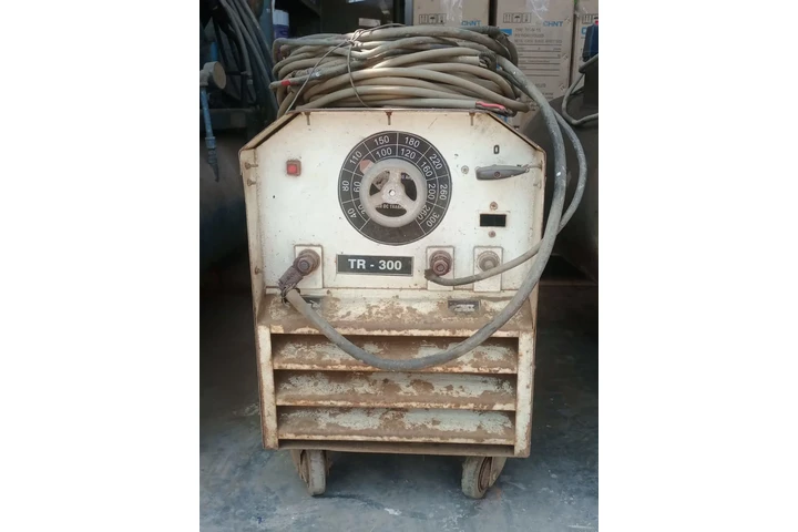 $1850 : REMATO MAQUINA DE SOLDAR PARA image 1