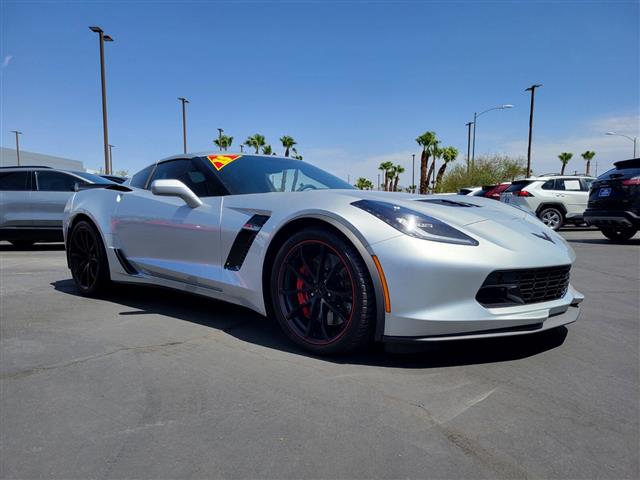 $64743 : Pre-Owned 2015 Corvette Z06 1 image 1