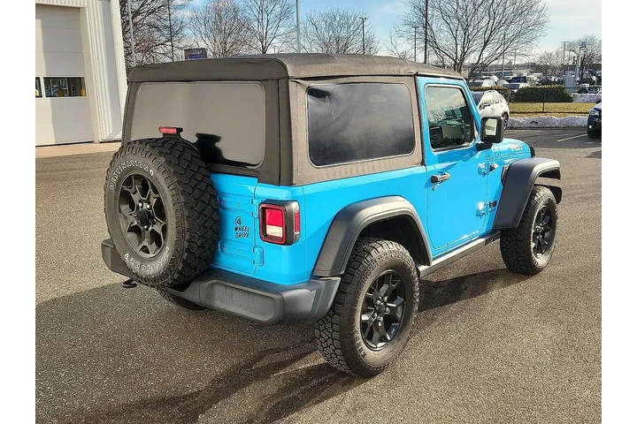 $18995 : Jeep Wrangler 2021 4x4 Willy image 6