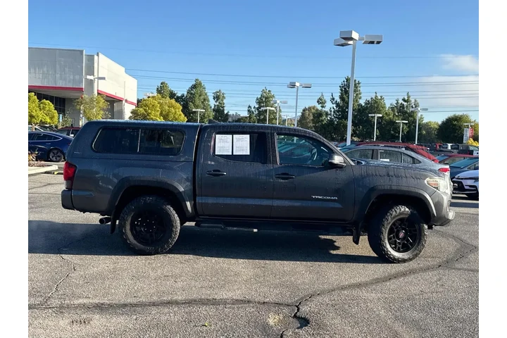 $26980 : Toyota Tacoma 2018 4x2 TRD O image 3