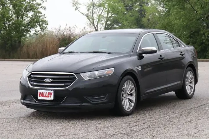 $11950 : Ford Taurus 2015 Limited 4dr image 4