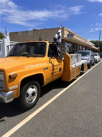 $8500 : Camioneta doble GMC 1986 image 3