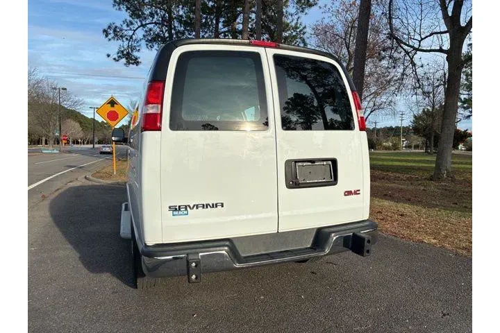 $31199 : GMC Savana 2024 2500 3dr Car image 4