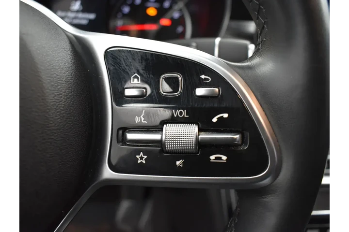 $15495 : Mercedes-Benz C-Class 2019 A image 7