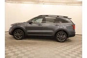 $28515 : Kia Sorento 2021 AWD SX 4dr thumbnail