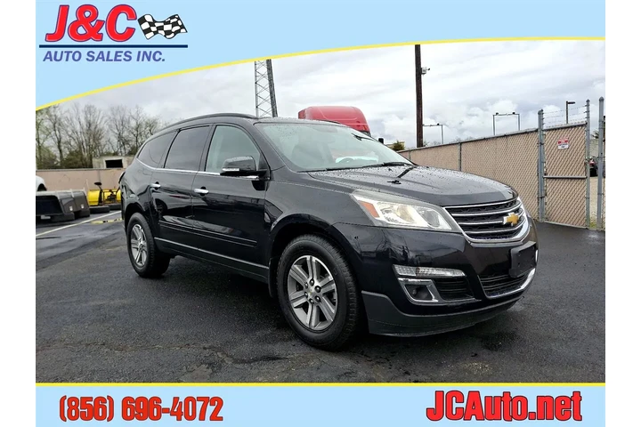 $10600 : 2015 Traverse 1LT AWD image 1