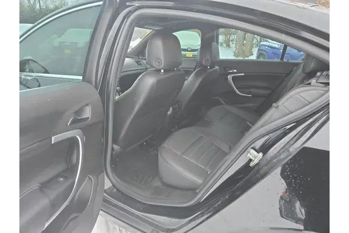 $9500 : Buick Regal 2017 AWD GS 4dr image 9