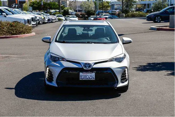 $17494 : Toyota Corolla 2017 SE 4dr S image 7