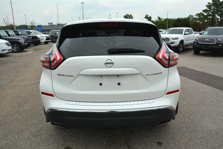 2018 Murano Platinum image 8