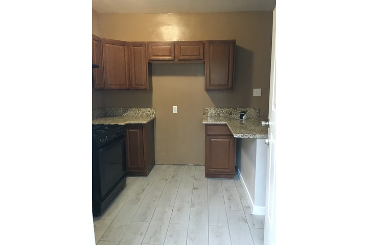 $1975 : Estudio con una recámara image 4