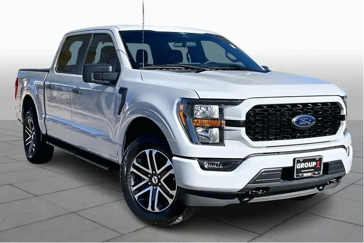 $38909 : Ford F-150 2023 4x4 XL 4dr S image 2
