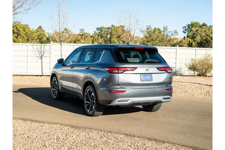 $24443 : 2022 Outlander SE image 10