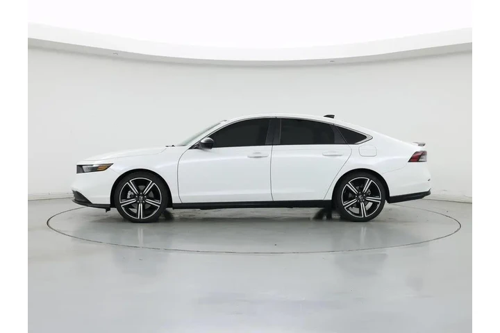 $27998 : Honda Accord Hybrid 2024 Spo image 3
