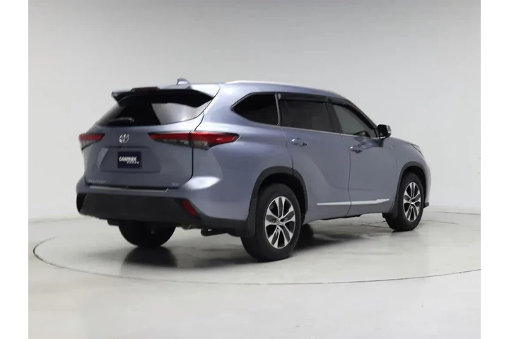 $33998 : Toyota Highlander 2022 XLE 4 image 8