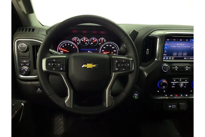 $31998 : Chevrolet Silverado 1500 Lim image 10