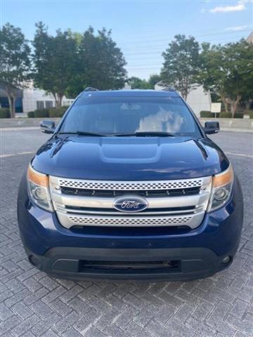 $6500 : 2012 Explorer XLT image 1