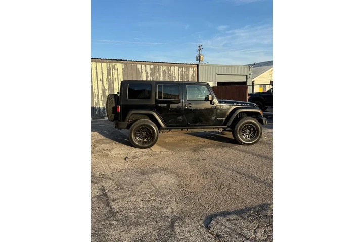$11995 : 2008 Wrangler Unlimited Rubic image 4
