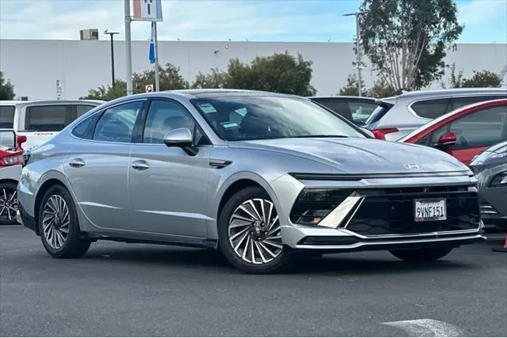 $35037 : Hyundai SONATA Hybrid 2025 L image 1