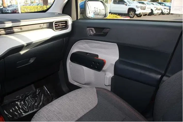 $23436 : Ford Maverick 2022 XL 4dr Su image 8