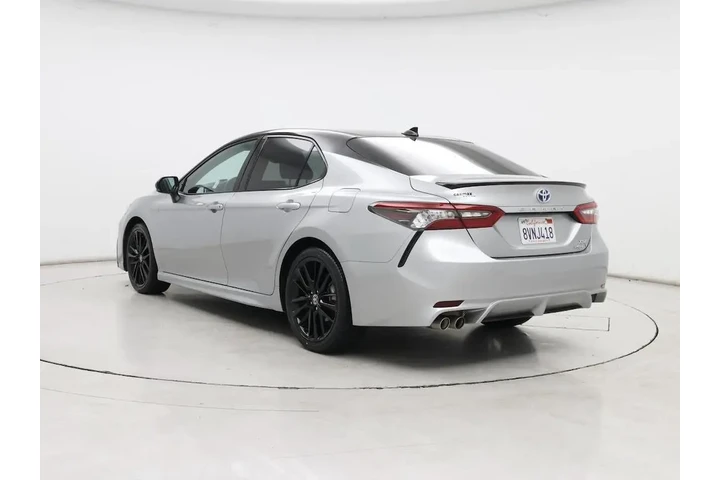$28998 : Toyota Camry Hybrid 2021 XSE image 2
